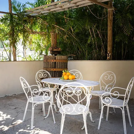 Дом отдыха Talia Сорренто